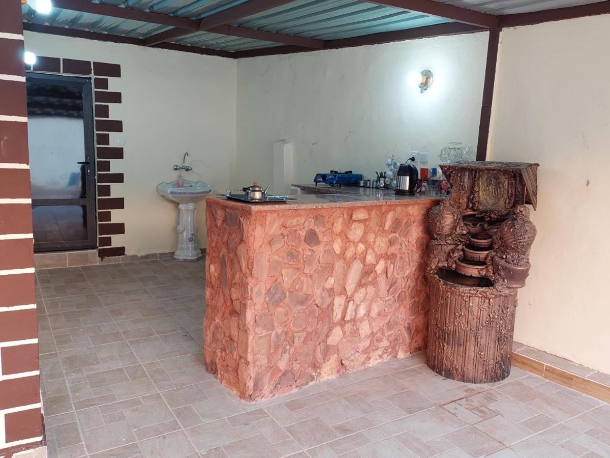 Wadi Rum Oryx Hostel & Tours Extérieur photo