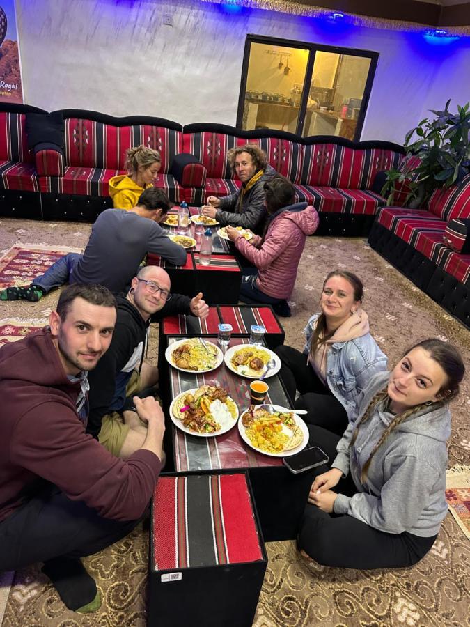 Wadi Rum Oryx Hostel & Tours Extérieur photo